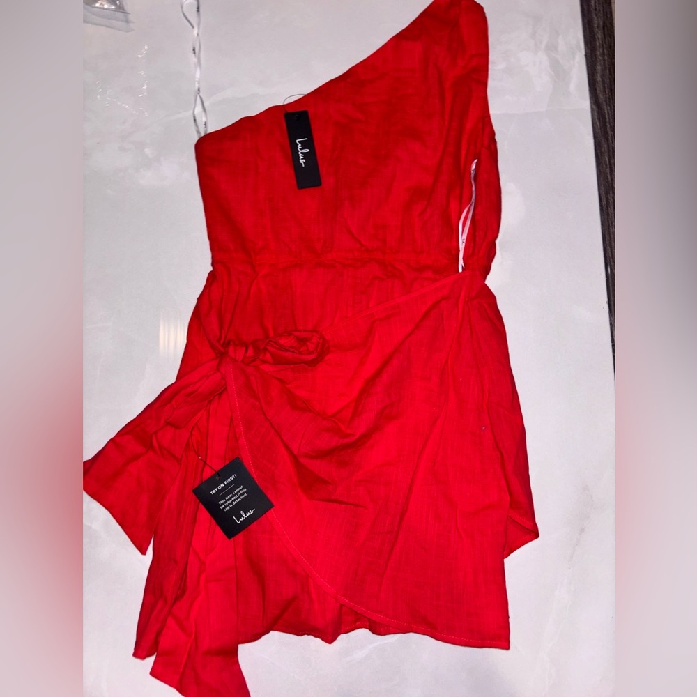 brand new lulus dress so cute